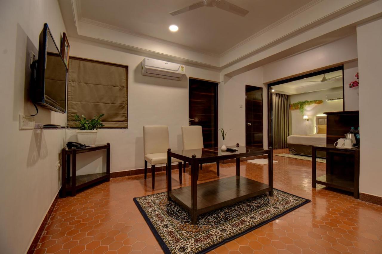 Elite Hotel Lonavala Exteriér fotografie