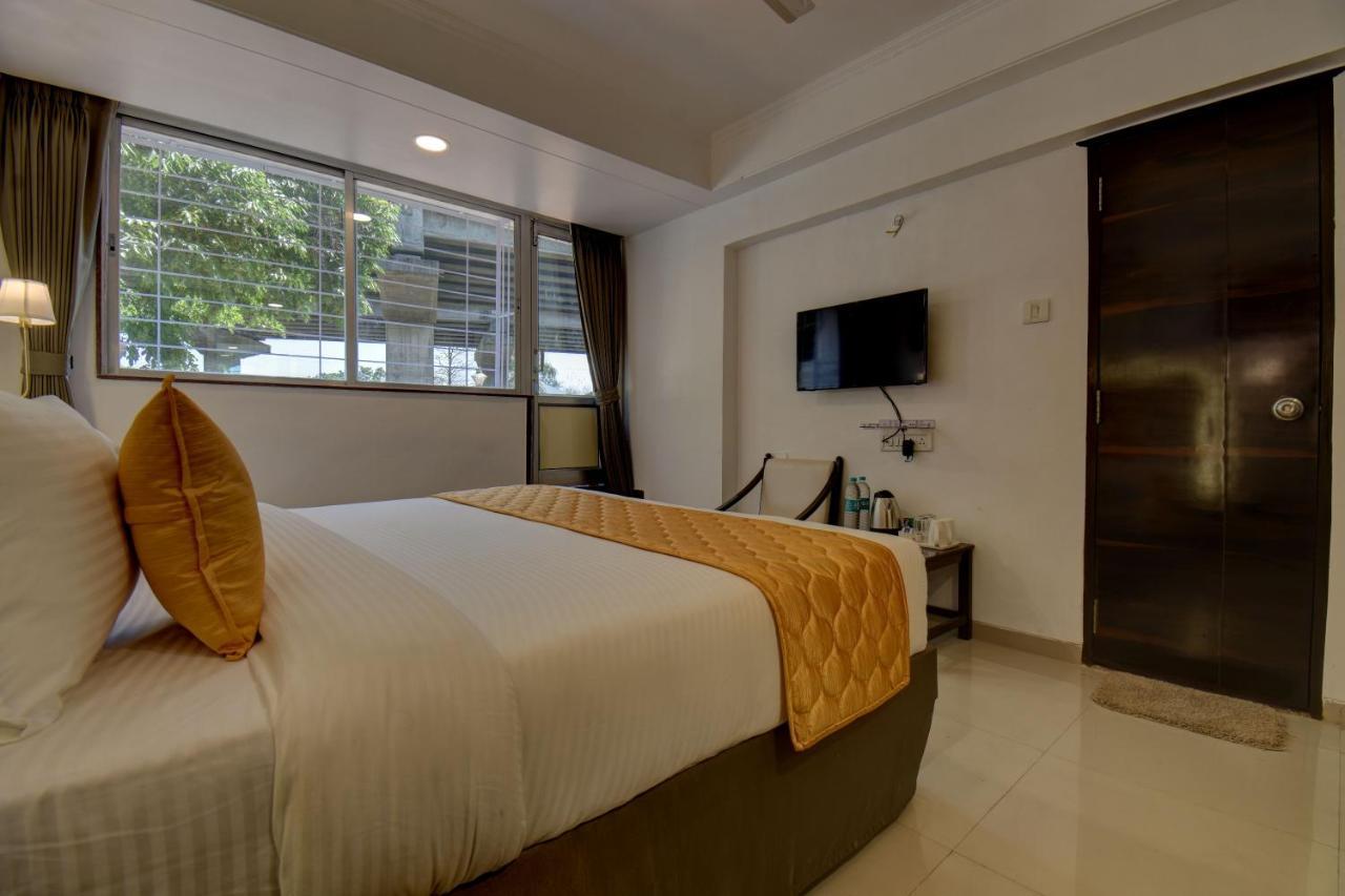 Elite Hotel Lonavala Exteriér fotografie